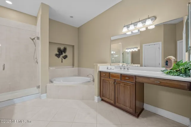 $635,000 | 13846 Atlantic Boulevard, Unit 806, Jacksonville, FL 32225