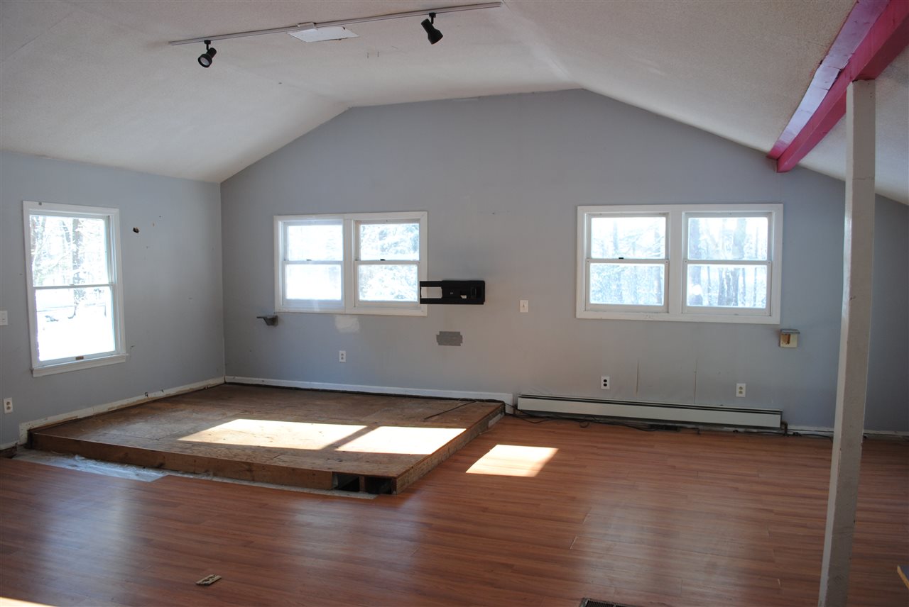 201 Long Hill Road Dover, NH 03820 - Photo 11 of 18 Gallery Image 11