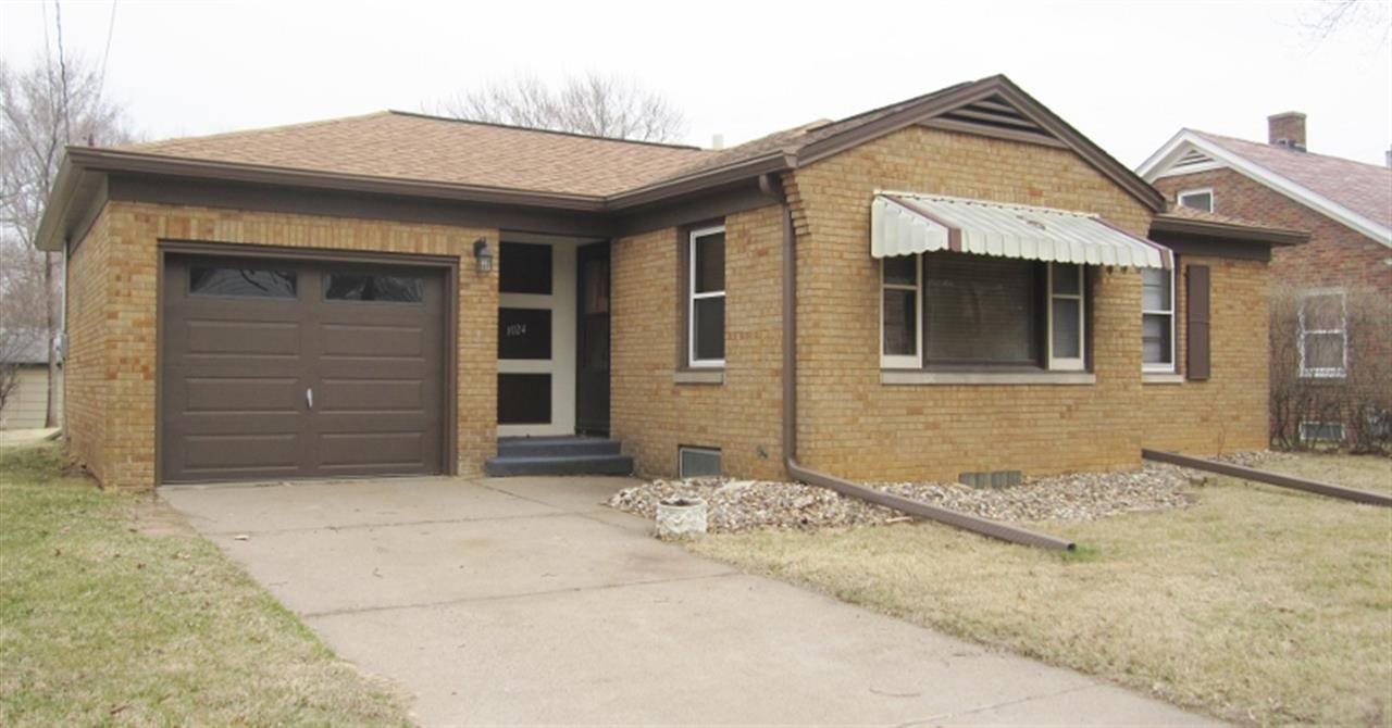 1024 25th Street Moline, IL 61265 - Photo 1 of 12 Gallery Image 1
