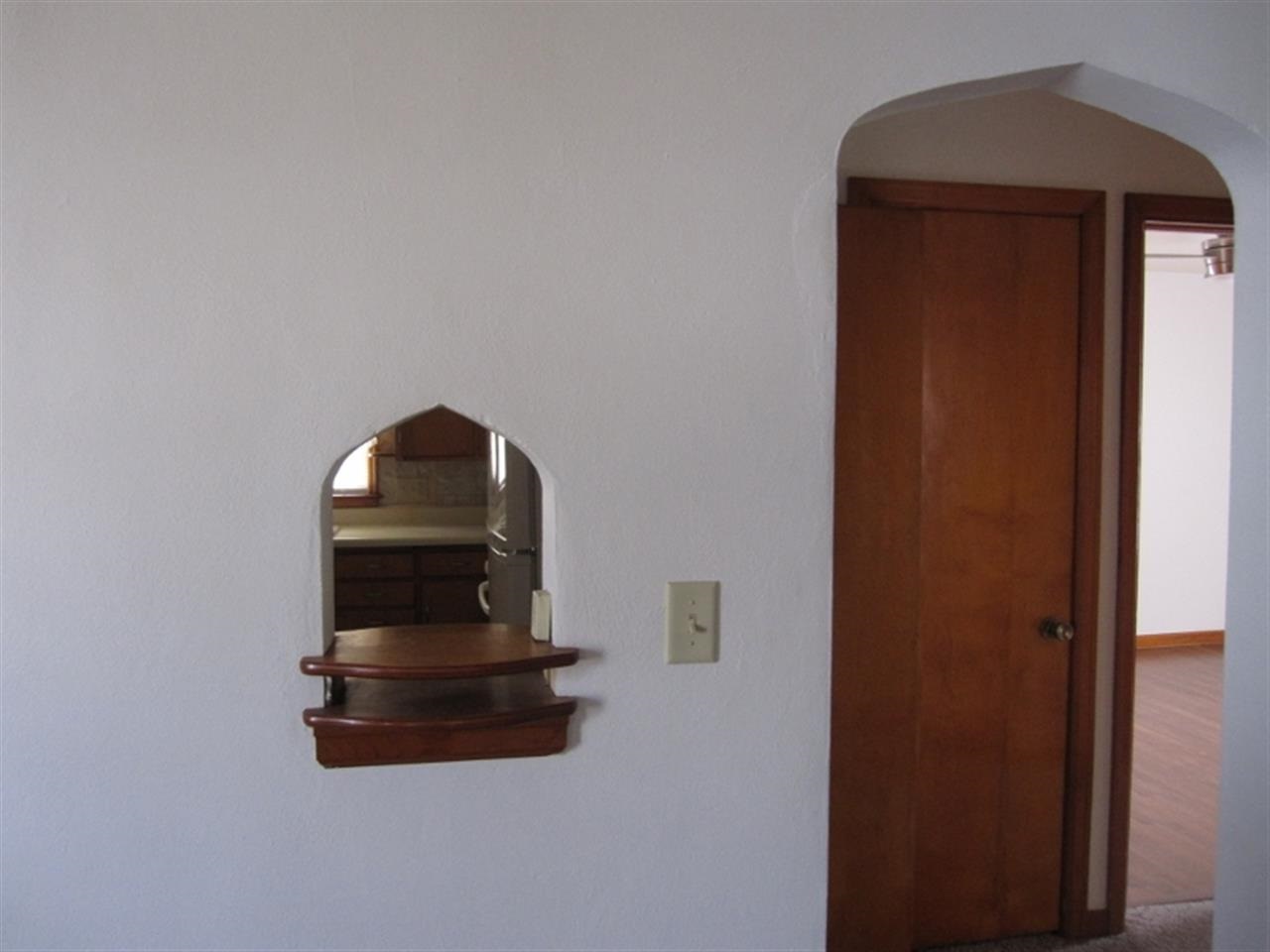 1024 25th Street Moline, IL 61265 - Photo 4 of 12 Gallery Image 4