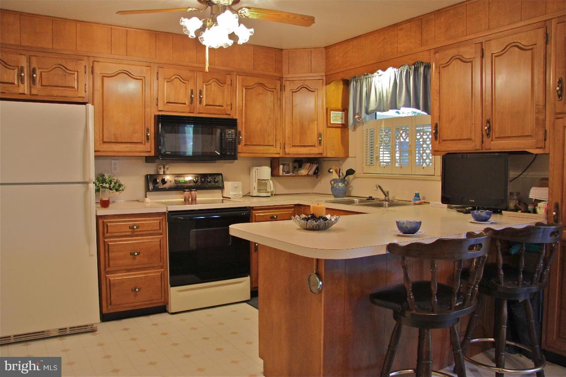 517 Brandywine Road Lancaster, PA 17603 - Photo 8 of 31 Gallery Image 8