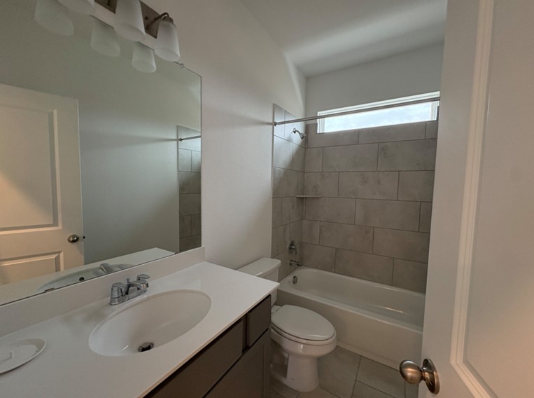 103 Cherry Blossom Lane Taylor, TX 76574 - Photo 15 of 22 Secondary Bath