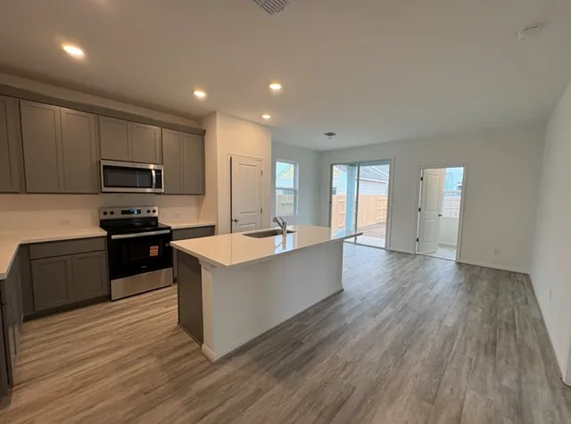 $299,000 | 103 Cherry Blossom Lane, Taylor, TX 76574