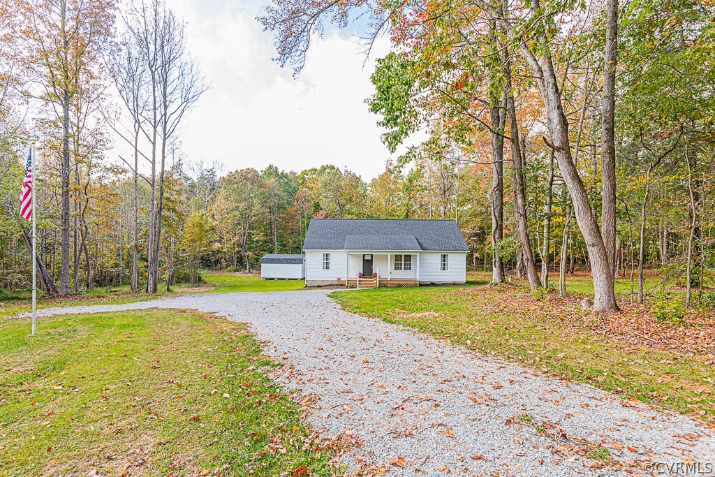 5461 Broad St Road Louisa, VA 23093 - Photo 2 of 43