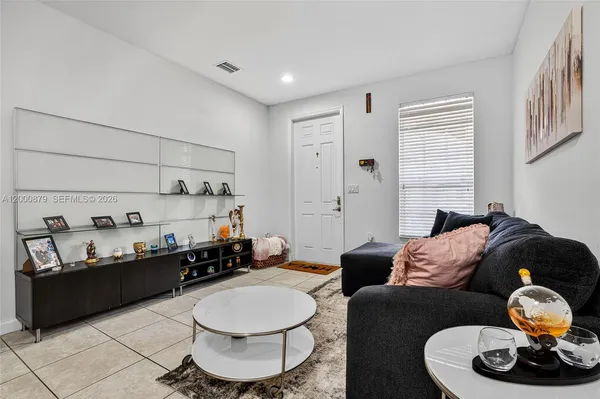 $3,200 | 9341 Southwest 171st Avenue, Miami, FL 33196