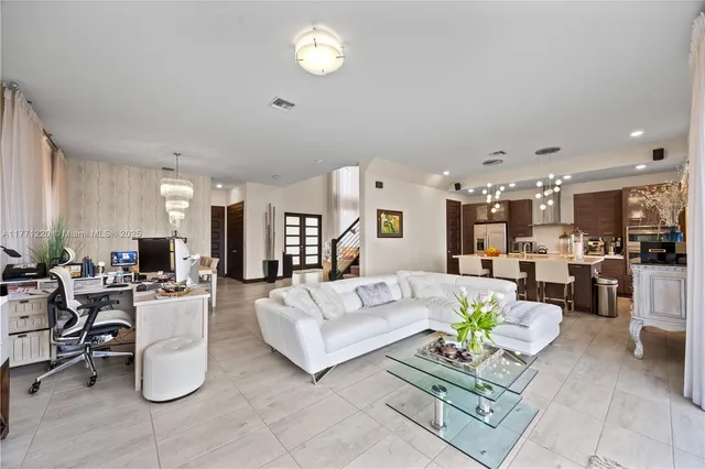 $1,180,000 | 15742 Northwest 88th Avenue, Miami Lakes, FL 33018