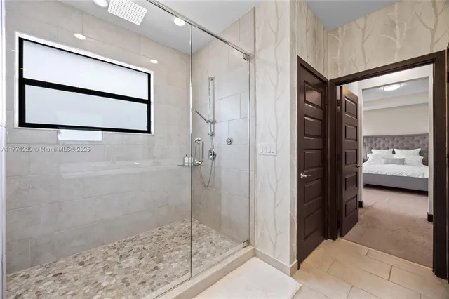 $1,180,000 | 15742 Northwest 88th Avenue, Miami Lakes, FL 33018