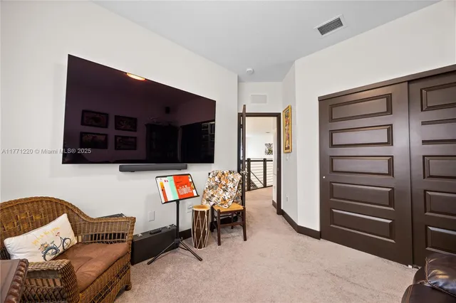 $1,180,000 | 15742 Northwest 88th Avenue, Miami Lakes, FL 33018