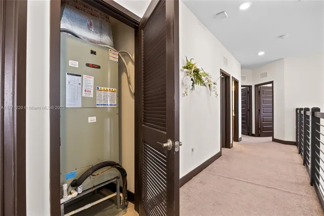 $1,180,000 | 15742 Northwest 88th Avenue, Miami Lakes, FL 33018