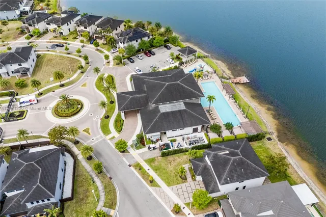 $1,180,000 | 15742 Northwest 88th Avenue, Miami Lakes, FL 33018