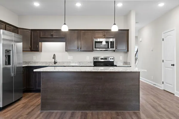 $1,595 | 338 Fallow Drive, Clarksville, TN 37040