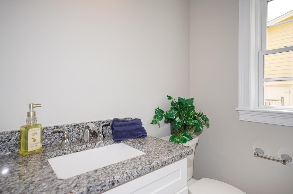 28 Argyle Road, Unit 28 Arlington, MA 02476 - Photo 11 of 28 Gallery Image 11