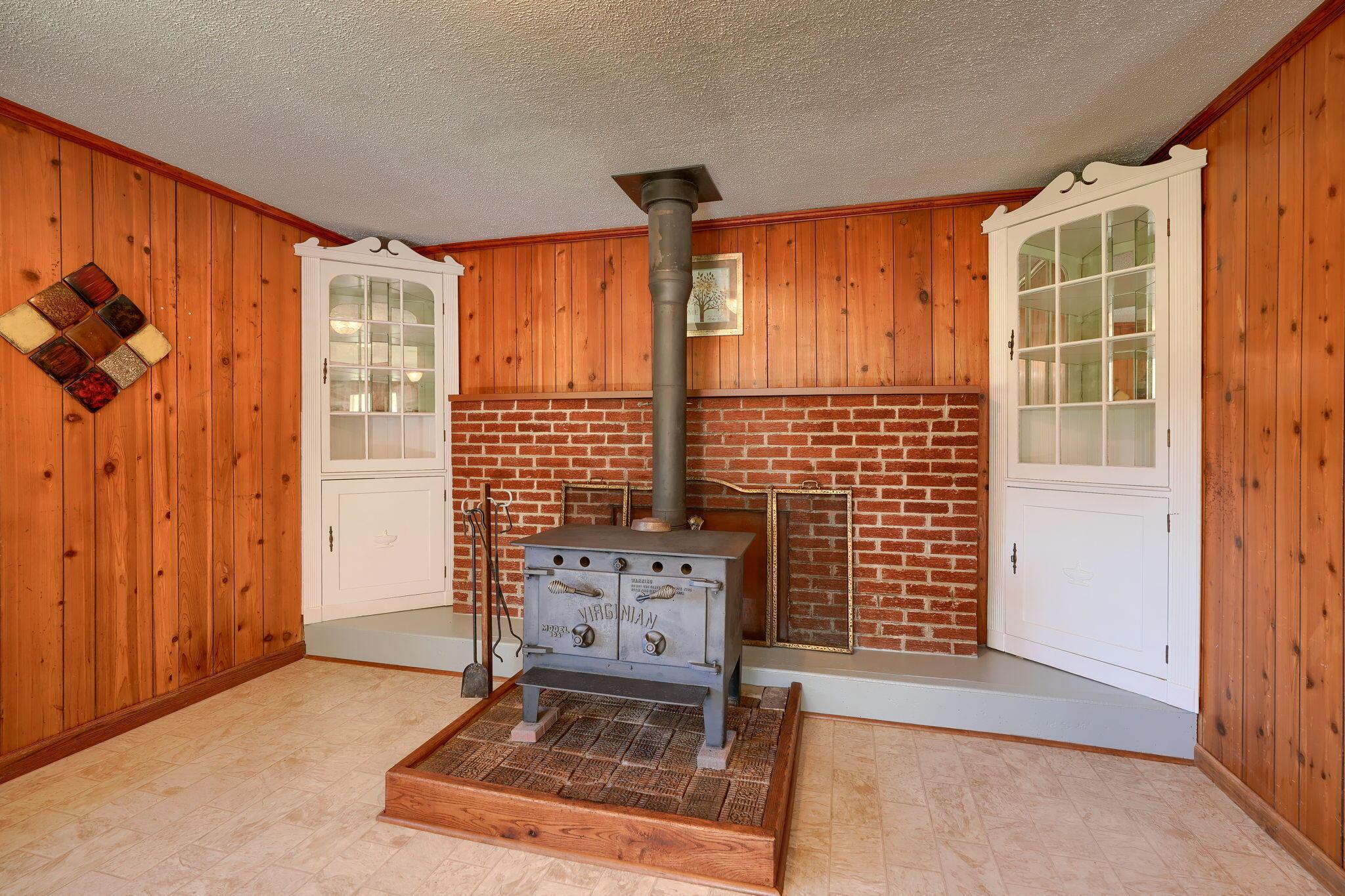 37701 Maysville-Greendale Road Logan, OH 43138 - Photo 25 of 60 37701 Maysville-Greendale Rd (24)