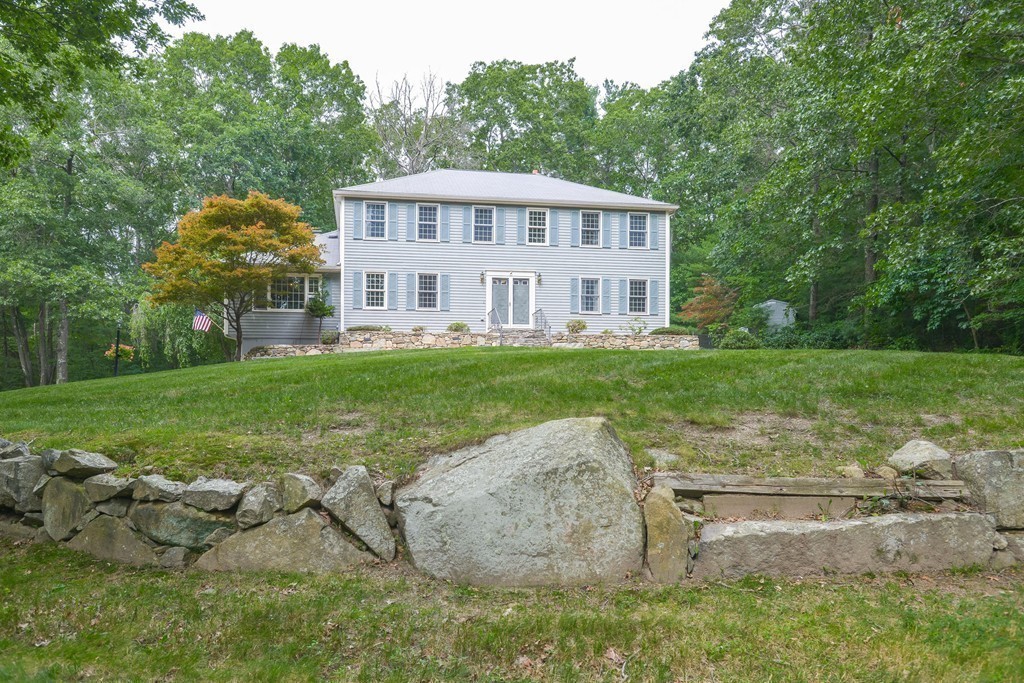 4 Daniels Road Mendon, MA 01756 - Photo 21 of 23 Gallery Image 21