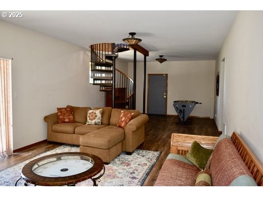 34518 Mutts Way Gold Beach, OR 97444 - Photo 24 of 40 a living room with furniture and a mirror
