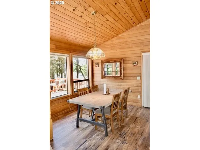 $779,000 | 34518 Mutts Way, Gold Beach, OR 97444