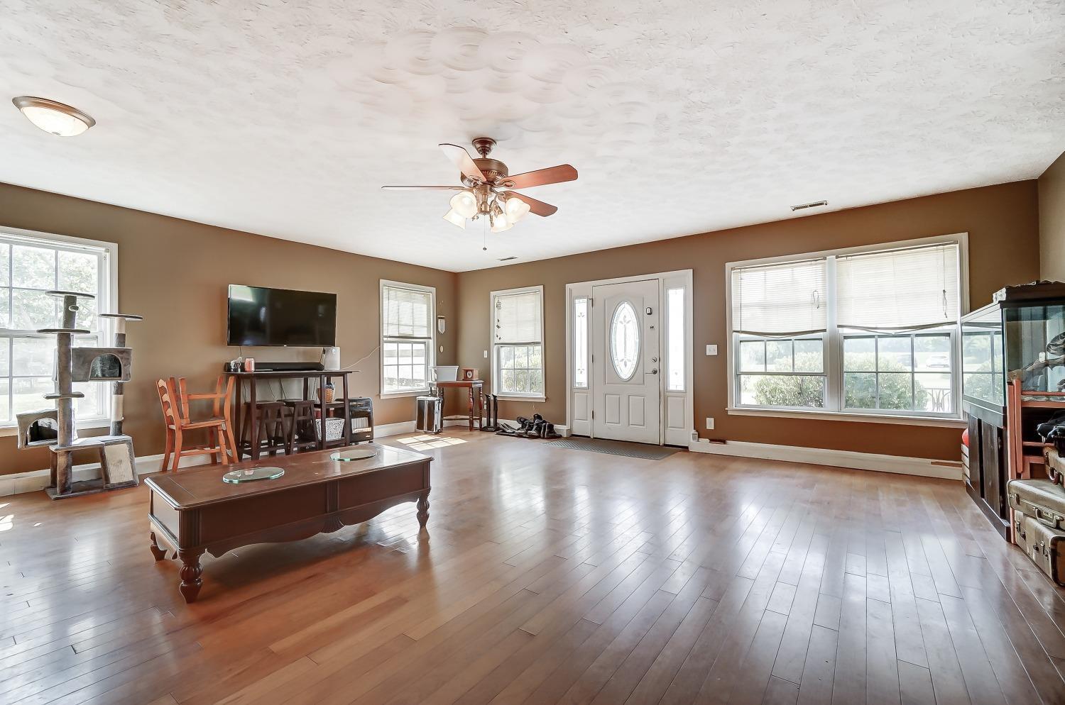 7190 Ross Road Oregonia, OH 45054 - Photo 11 of 36 Gallery Image 11