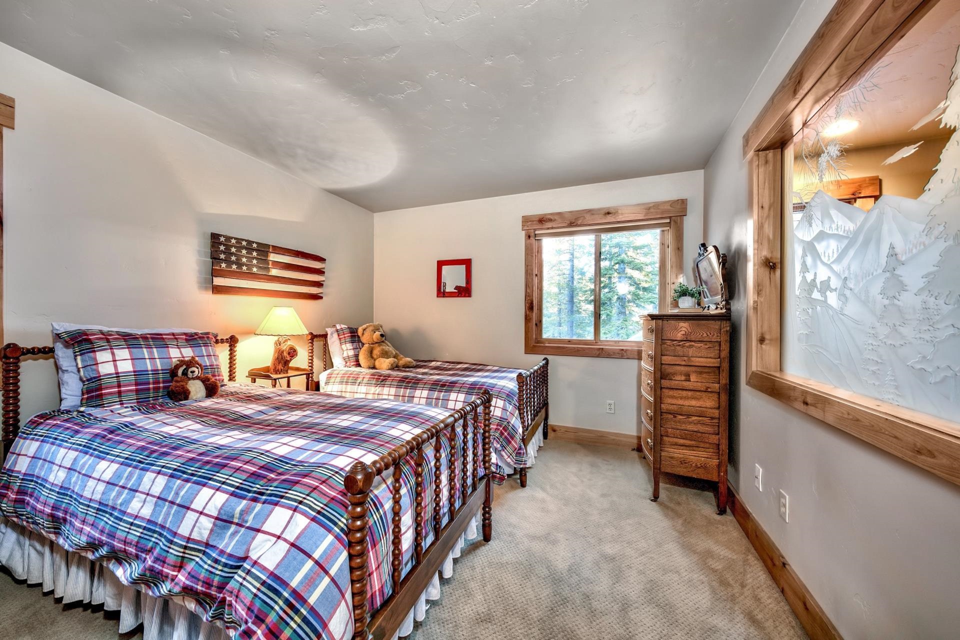 13970 Ski View Loop Truckee, CA 96161 - Photo 17 of 21 a bedroom with bed and window