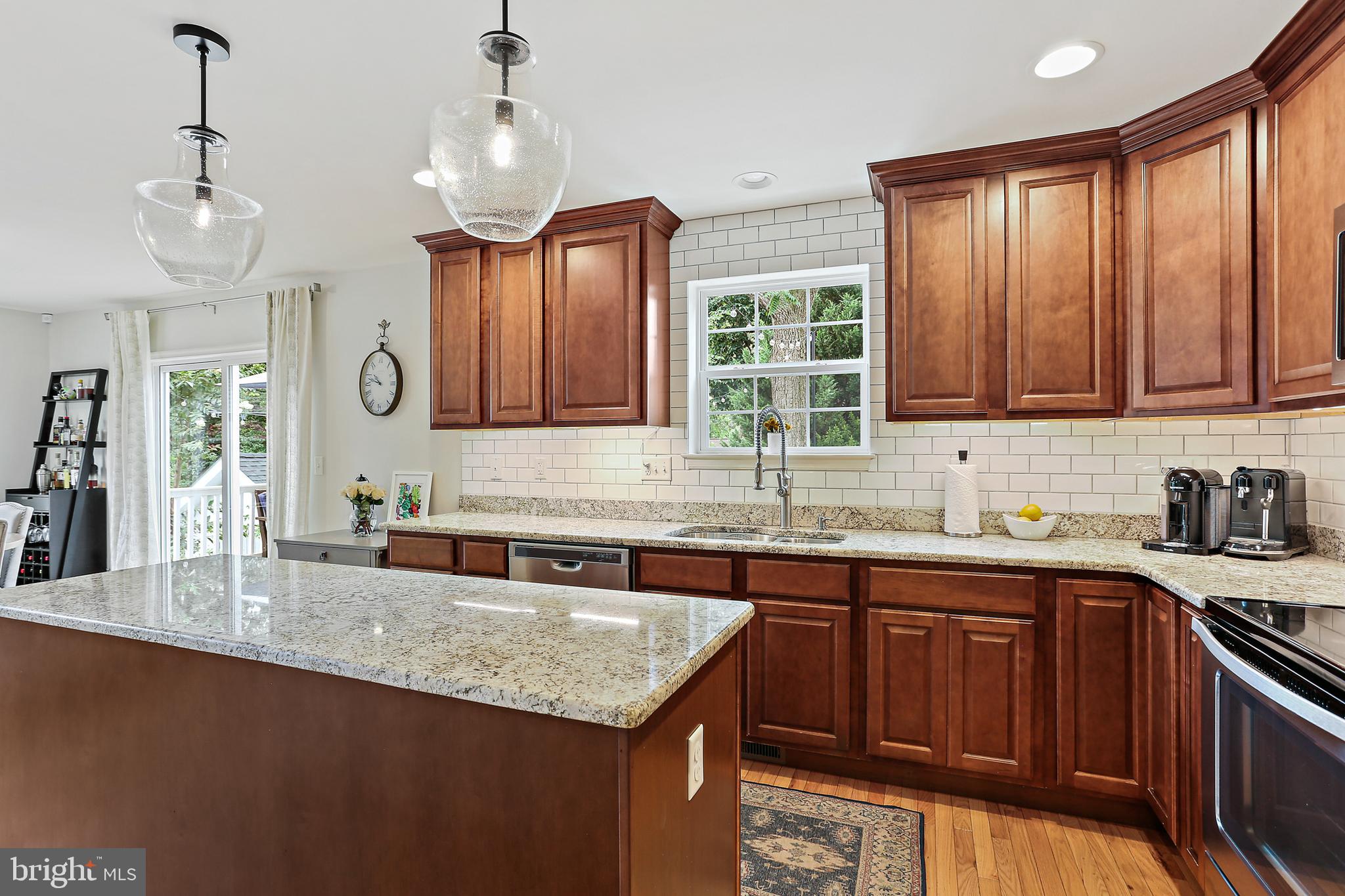 631 Severn Road Severna Park, MD 21146 - Photo 2 of 41 Gourmet Kitchen w/sparkling Granite Counters
