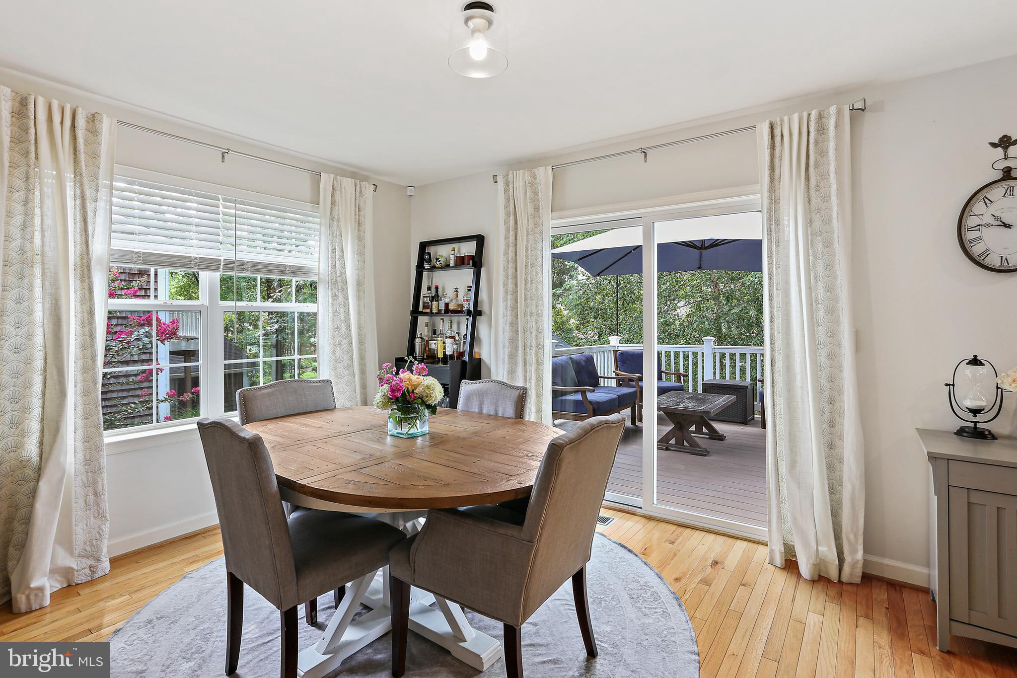 631 Severn Road Severna Park, MD 21146 - Photo 8 of 41 Dining Room w/access to Rear Deck