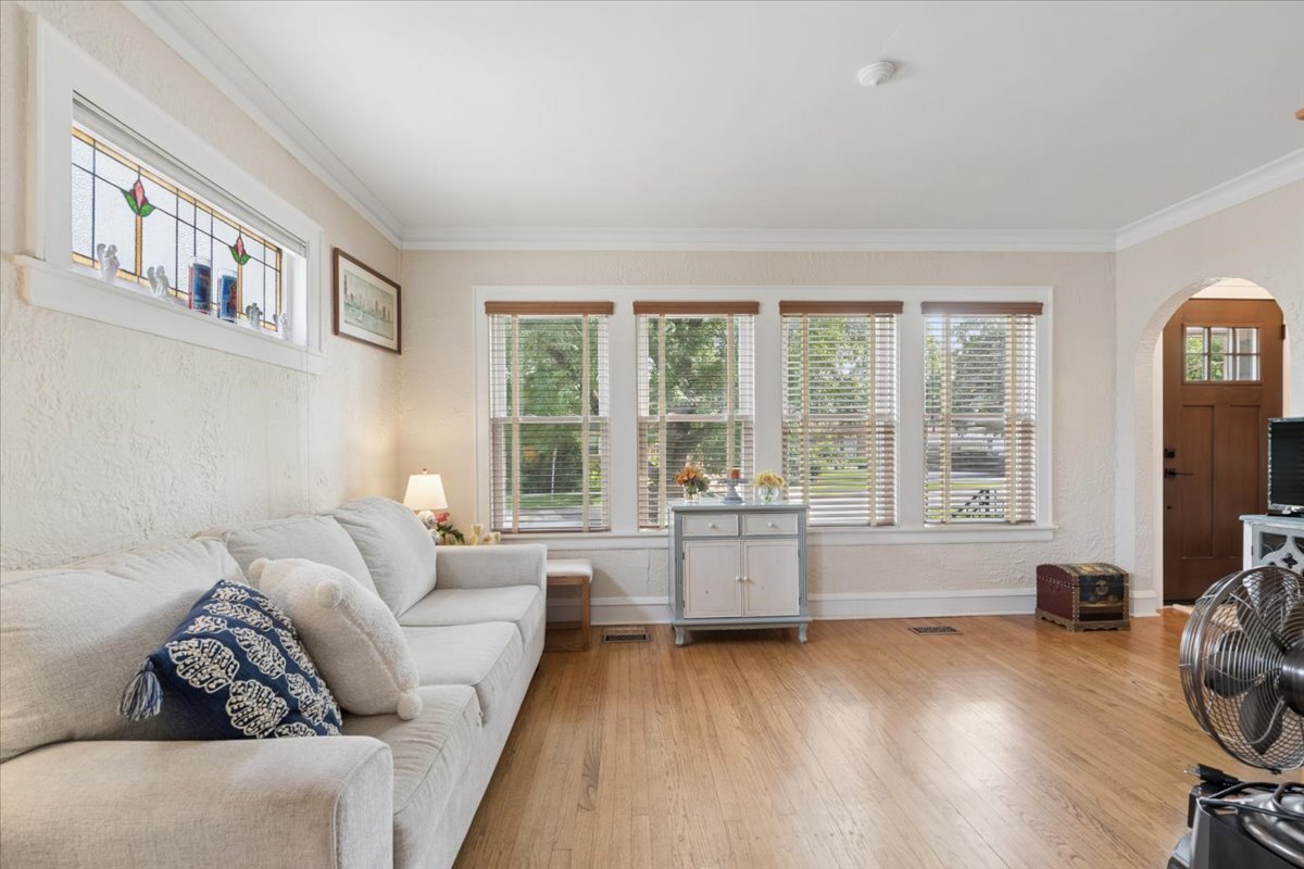 6830 West Imlay Street Chicago, IL 60631 - Photo 3 of 23