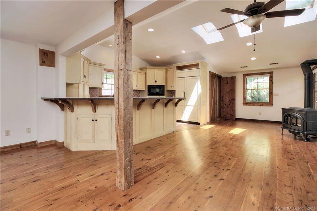 5 Old Mill Road Weston, CT 06883 - Photo 13 of 40