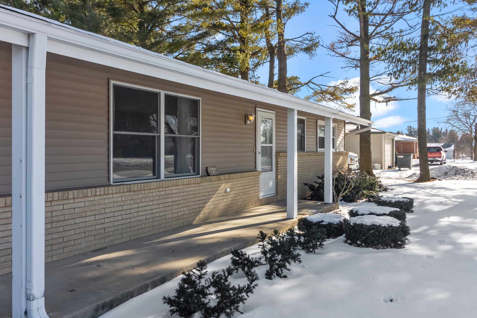 304 South State Street Poplar Grove, IL 61065 - Photo 2 of 26