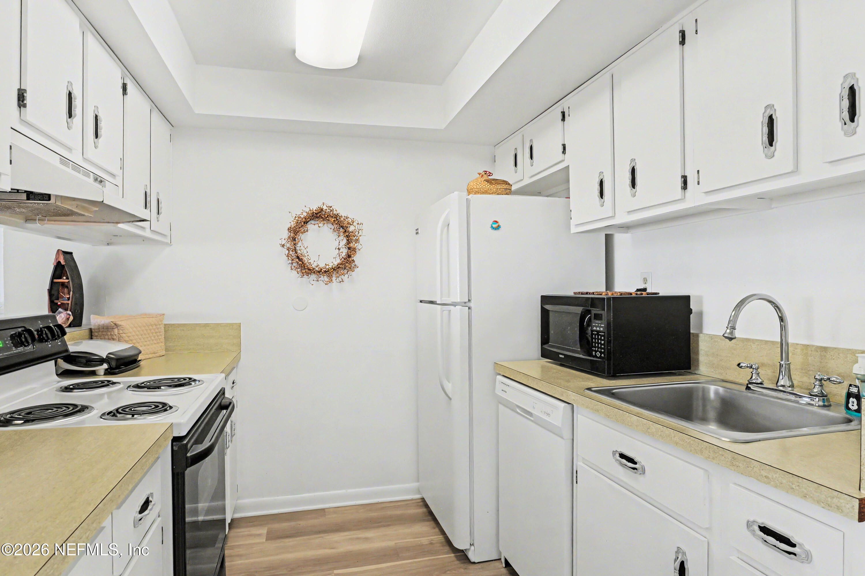 115 River Bend Road, Unit C Welaka, FL 32193 - Photo 6 of 44 kitchen (2)