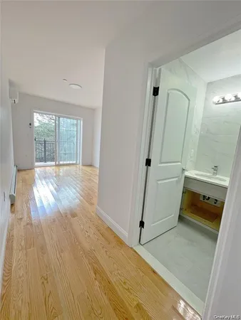$3,450 | Undisclosed Address | Murray Hill - Flushing