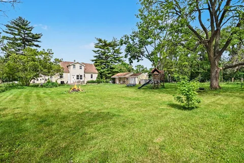 $499,995 | 8901 Elm Avenue, Burr Ridge, IL 60527