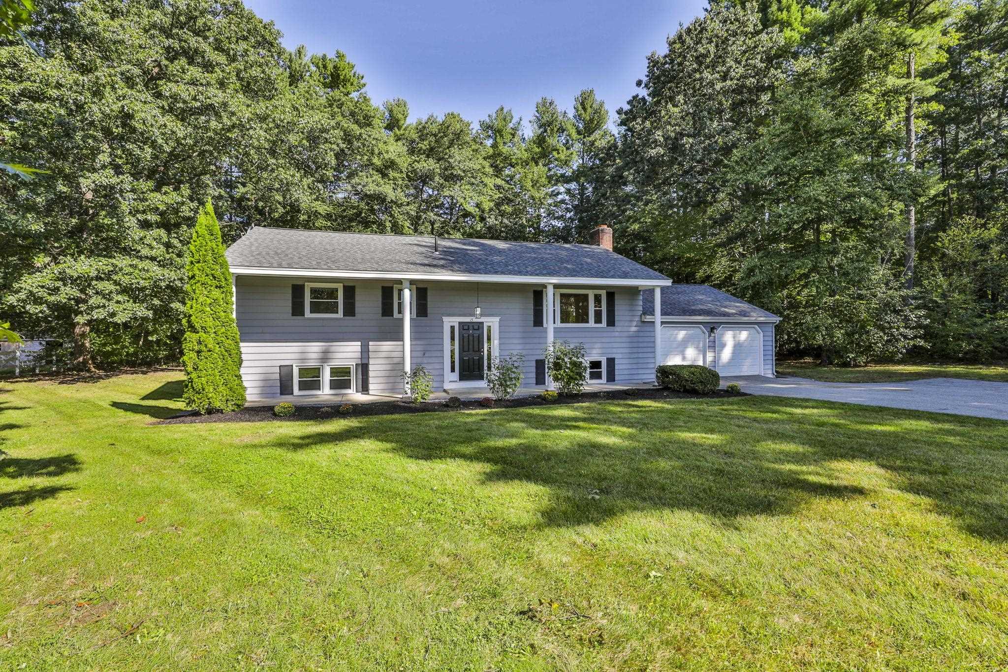 15 Plain Road Hollis, NH 03049 - Photo 2 of 33