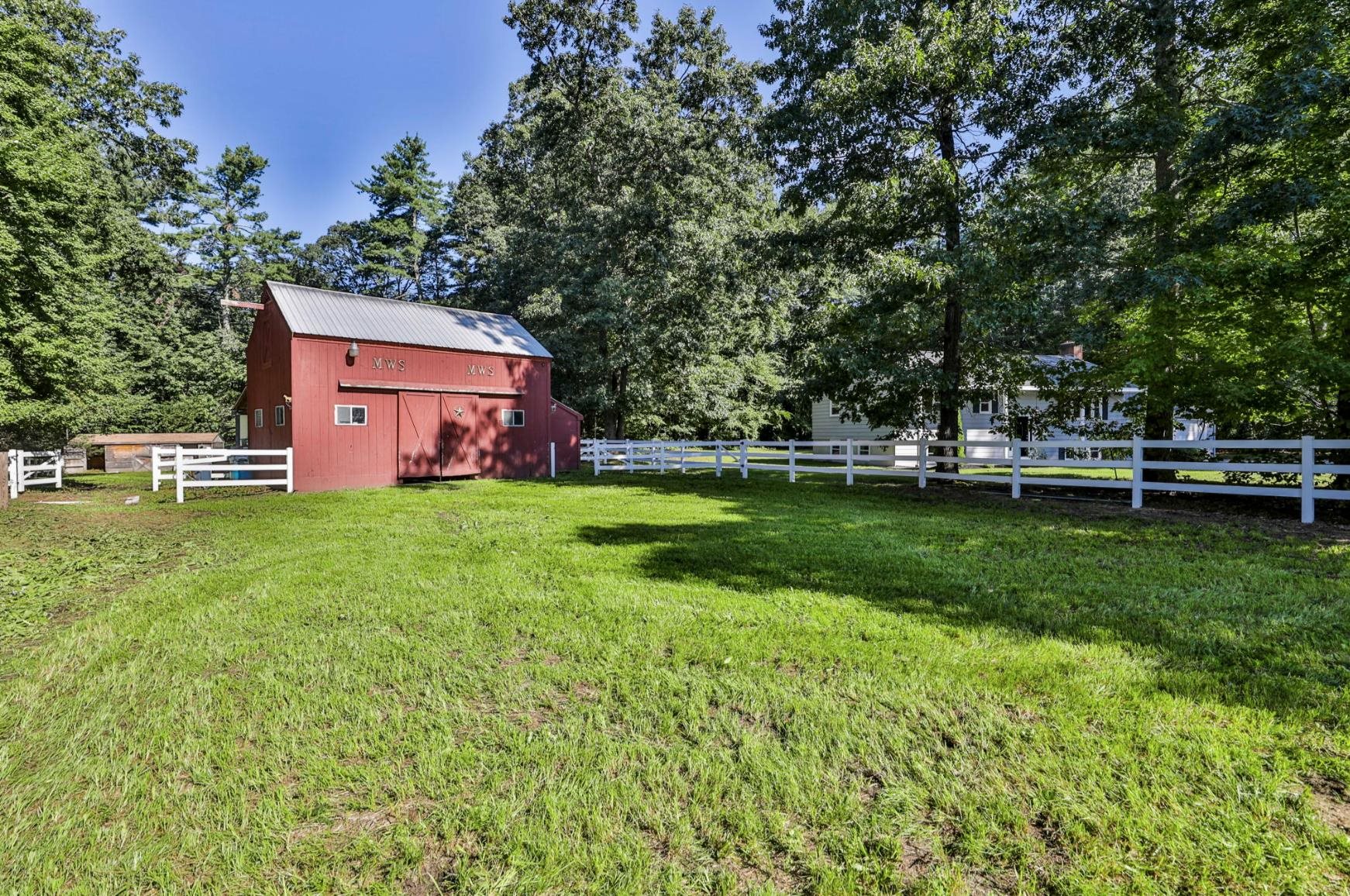 15 Plain Road Hollis, NH 03049 - Photo 31 of 33