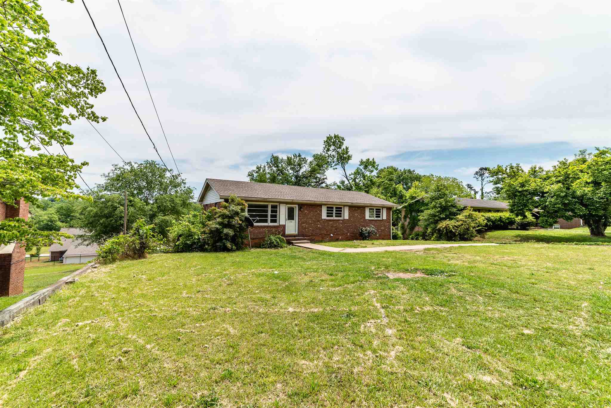 148 Dover Road Spartanburg, SC 29301 - Photo 2 of 36 Gallery Image 2