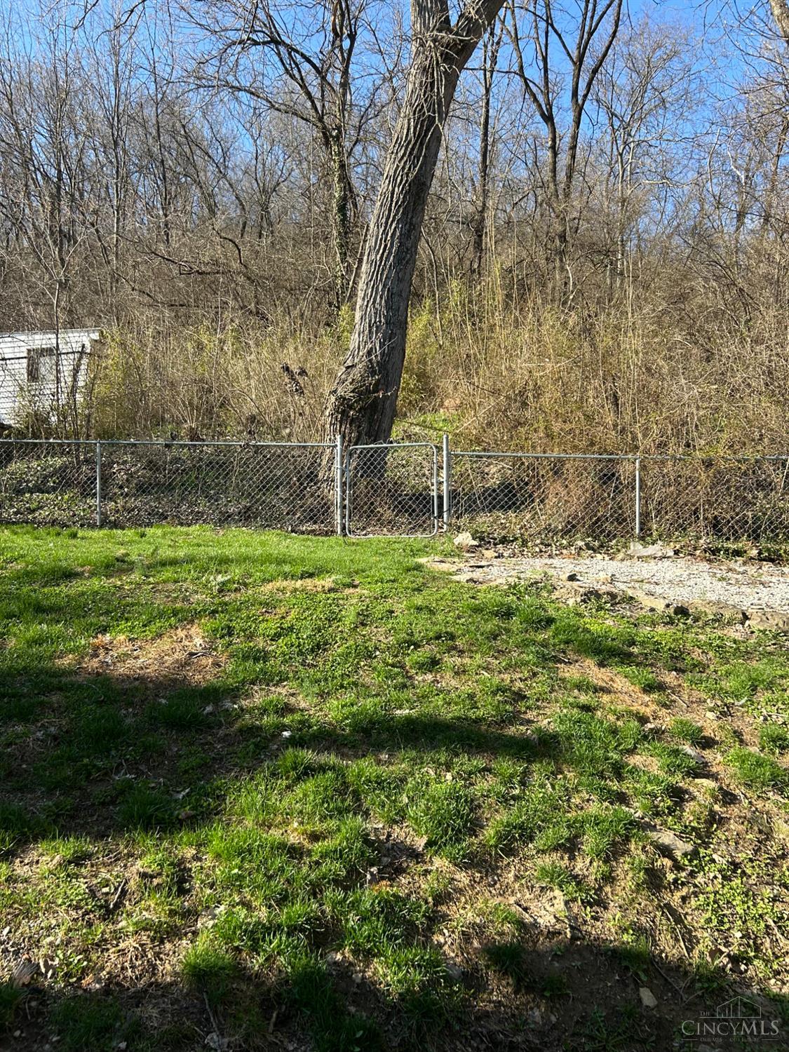 2187 Quebec Road Cincinnati, OH 45205 - Photo 11 of 13