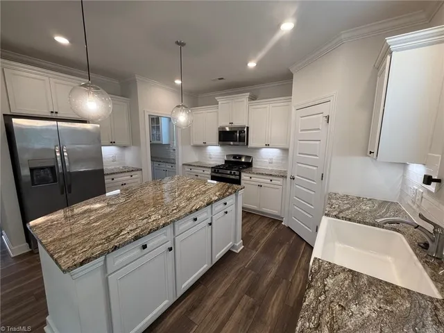 $2,495 | 5506 Glad Acres Road, Pfafftown, NC 27040