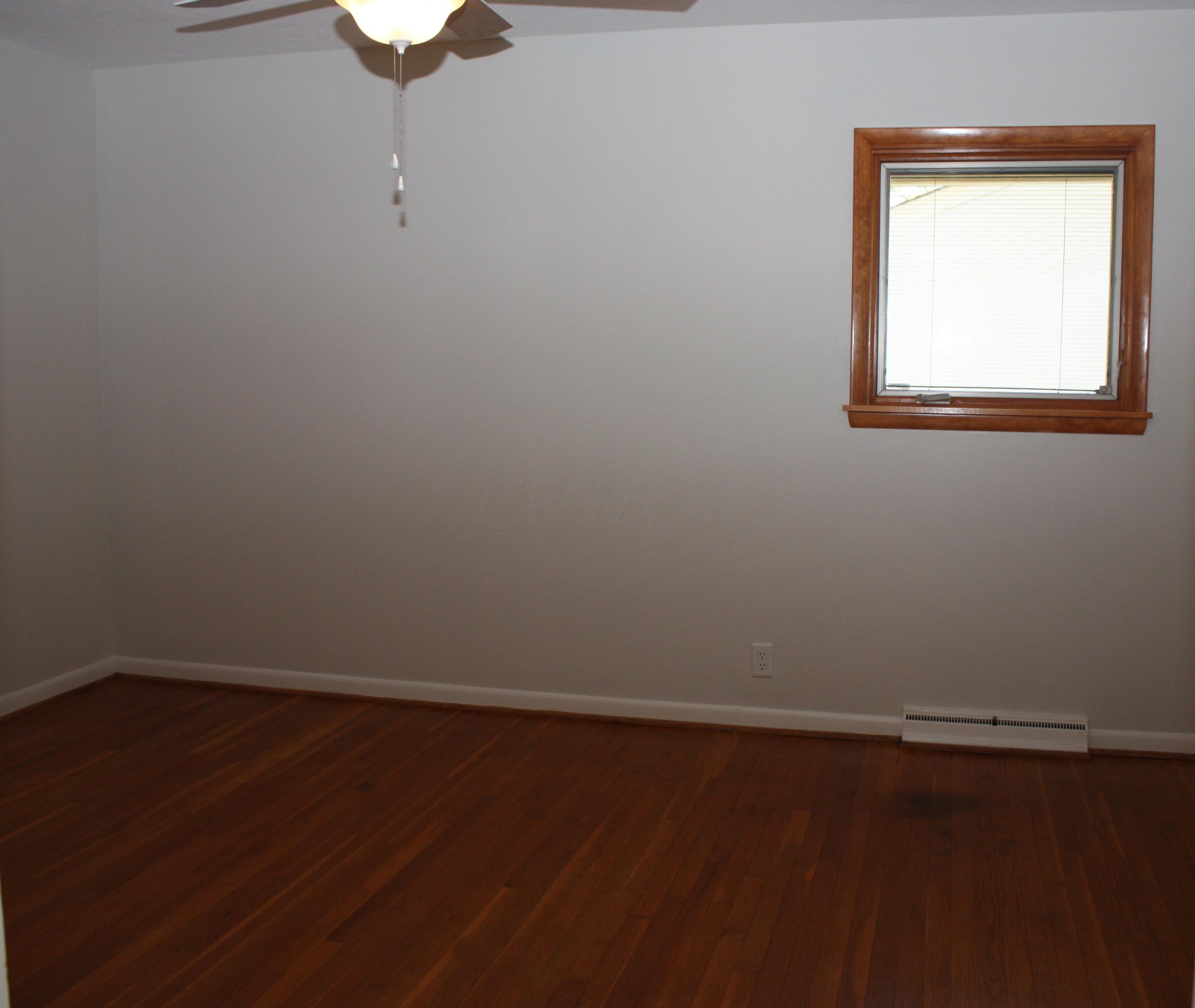 3828 Mountview Road Columbus, OH 43220 - Photo 10 of 22