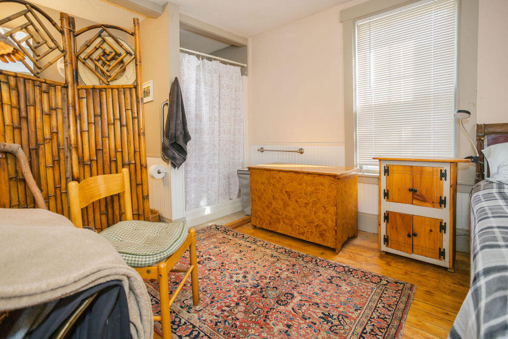 140 Maple Avenue Farmington, ME 04938 - Photo 5 of 56 taylor-kaminsky-photo-4