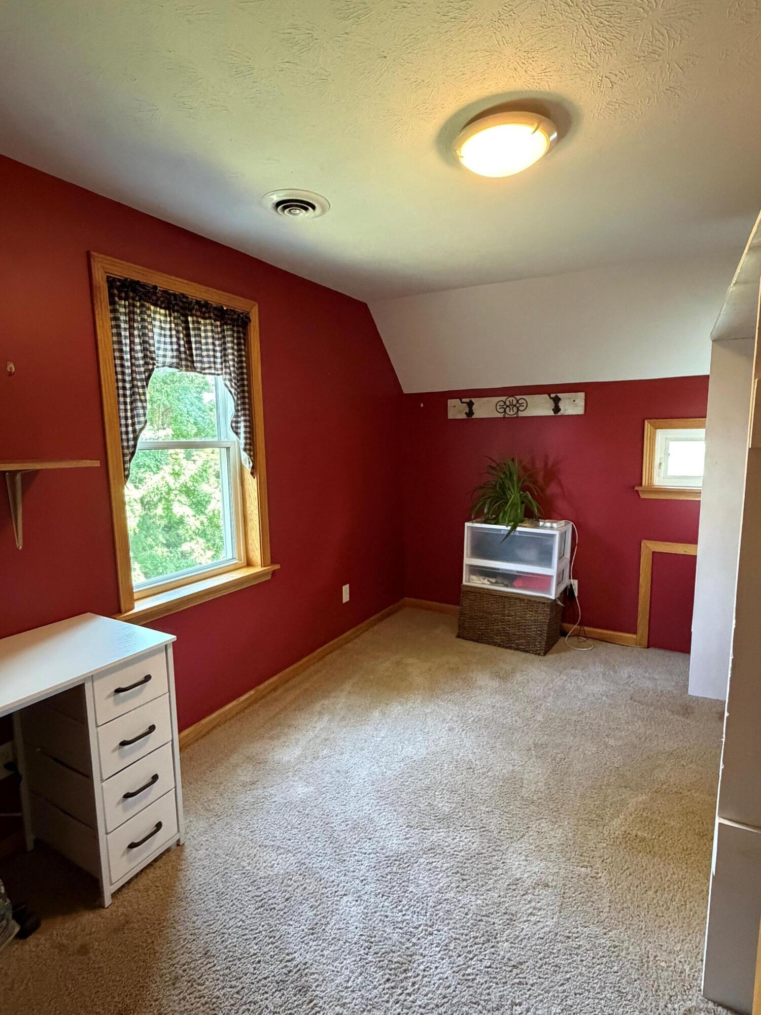 348 West 300th Street South Rensselaer, IN 47978 - Photo 18 of 22 1500x2000