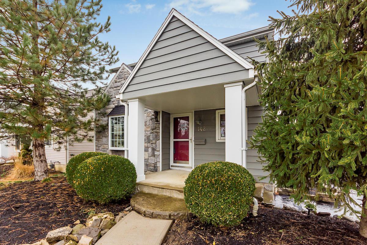 142 East Beaumont Road Columbus, OH 43214 - Photo 4 of 43 Gallery Image 4
