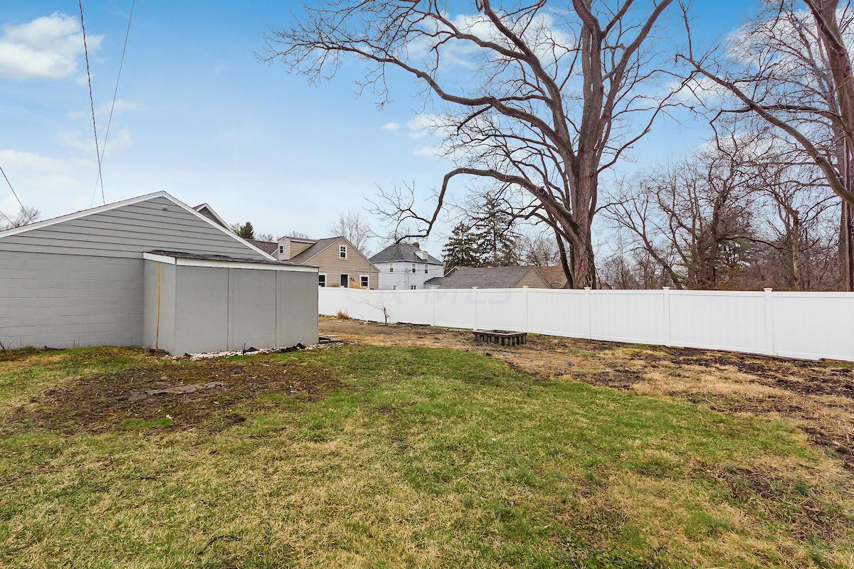 142 East Beaumont Road Columbus, OH 43214 - Photo 10 of 43 Gallery Image 10