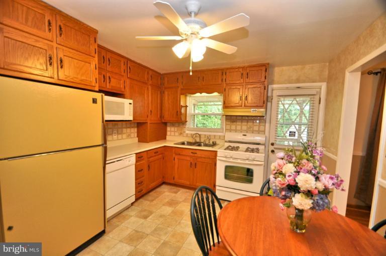 3108 Greenmead Road Windsor Mill, MD 21244 - Photo 8 of 19 Kitchen