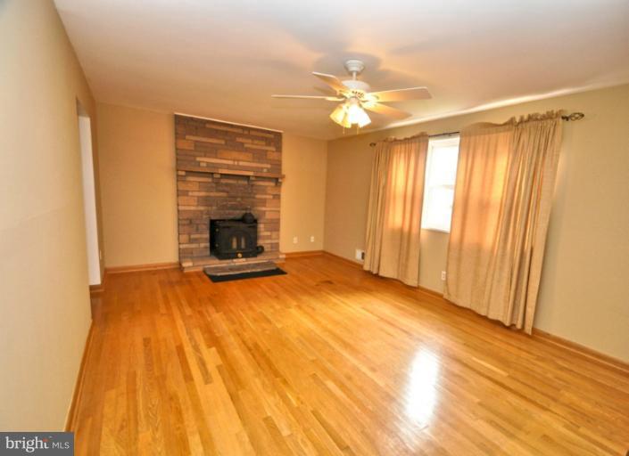 3108 Greenmead Road Windsor Mill, MD 21244 - Photo 10 of 19 Living Room