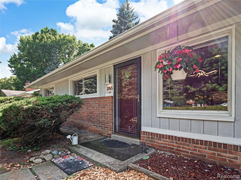 3765 Ruthland Drive Troy, MI 48084 - Photo 1 of 27