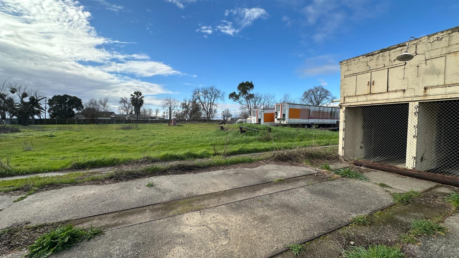 728 14th Street Colusa, CA 95932 - Photo 4 of 12 a view of a street with a building in the background