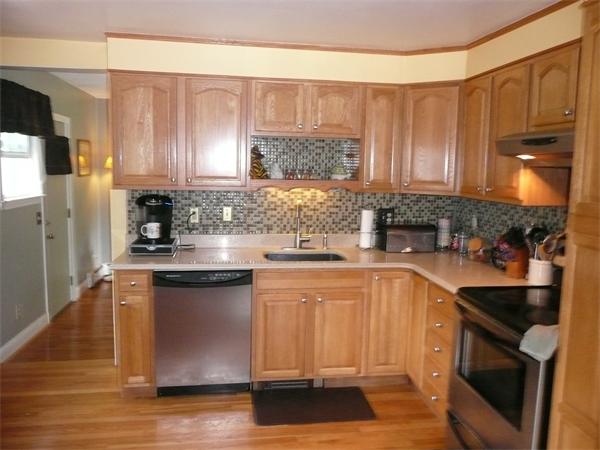 101 Watervale Road Medford, MA 02155 - Photo 5 of 18