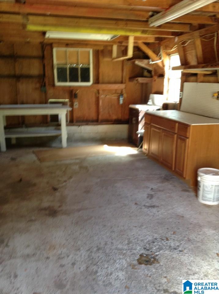 3917 Cloverdale Road Anniston, AL 36207 - Photo 4 of 21 Gallery Image 4