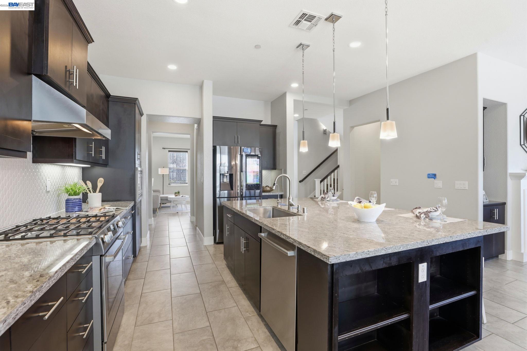 1380 Brookline Loop Pleasanton, CA 94566 - Photo 13 of 56