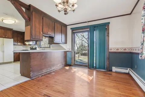 $550,000 | 16 Green Avenue, Stonington, CT 06379