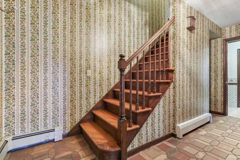 $550,000 | 16 Green Avenue, Stonington, CT 06379