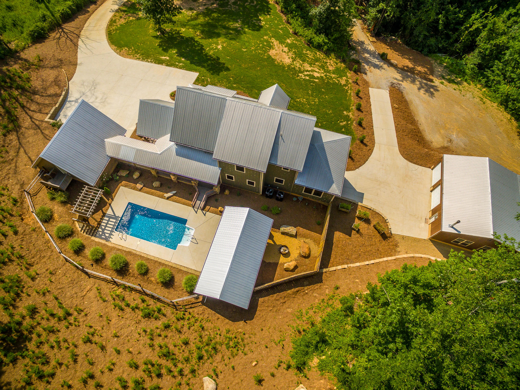 9037 Springfield Road Soddy Daisy, TN 37379 - Photo 3 of 63 9037 Springfield Road-152